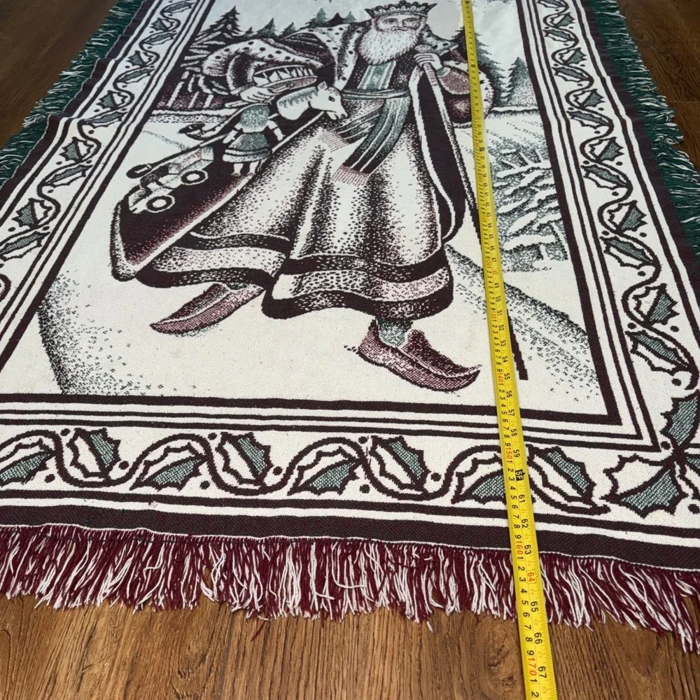 1991 Ltd Commodities Inc Old World Santa Papa Noelle Blanket Throw Tapestry
